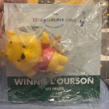 Livre Disney mes premiers amis sous blister, , inclus la figurine 