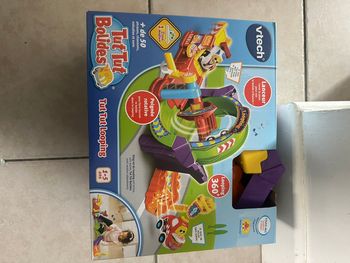 Tut tut bolide looping