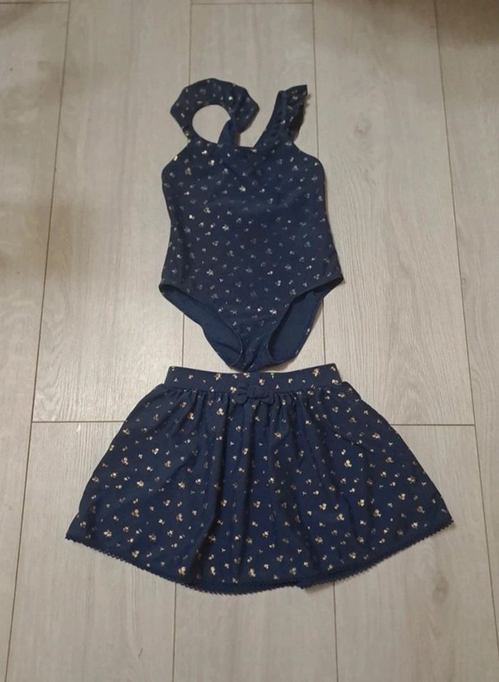 Superbe ensemble de bain 6/7A