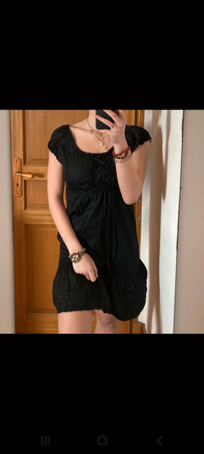Robe noir