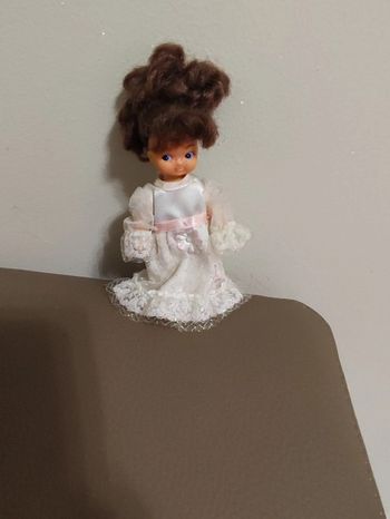 poupée Delavennat 87