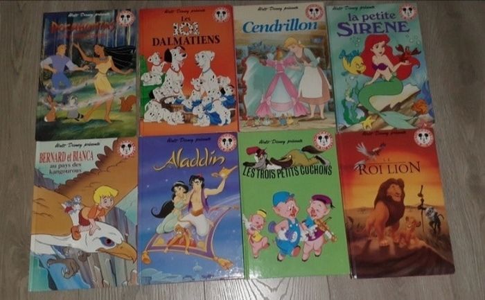 Lot de 8 livres Disney (Mickey club)