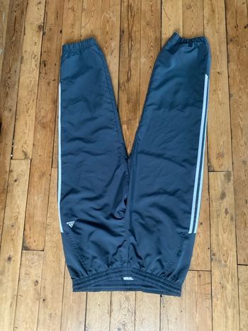 Pantalon jogging Adidas en parfait état 192 cm