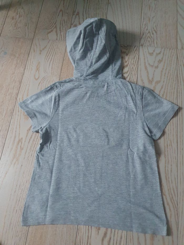 T-shirt avec capuche - photo numéro 3