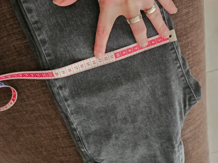 Jeans kiabi taille 34 - photo numéro 2