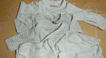 Lot 11 bodies 1 mois