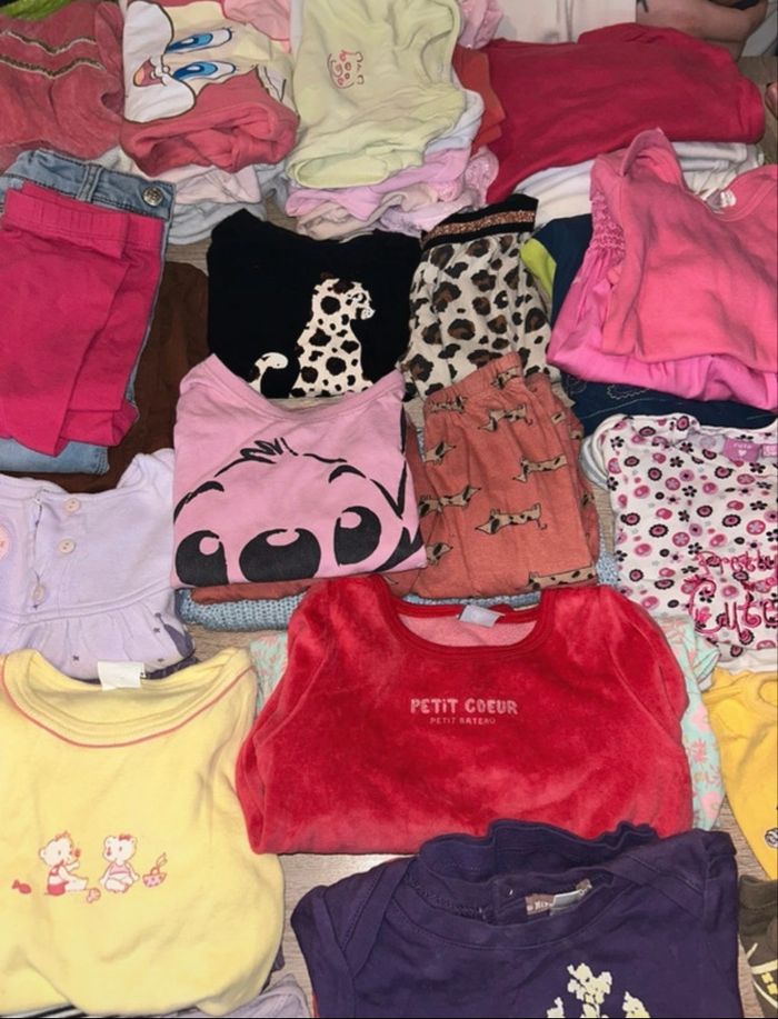 Gros lot de 70 vêtements fille - photo numéro 2