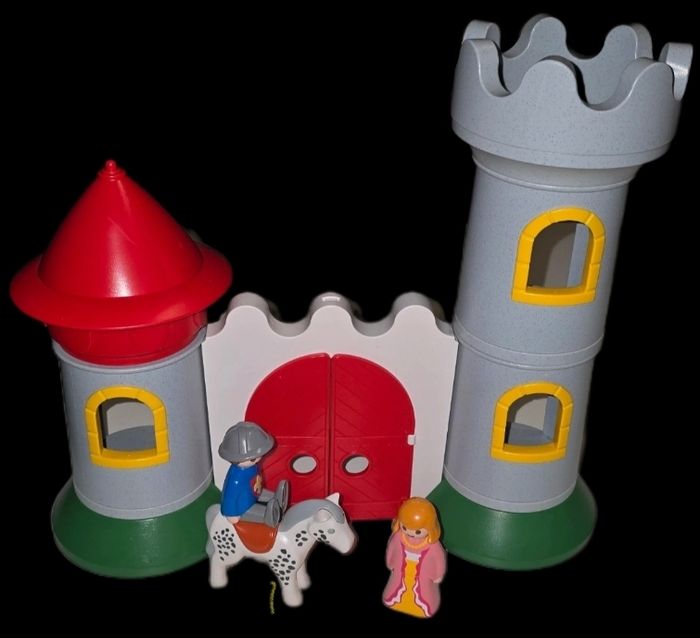 123 playmobil chateau fort 6771 avec princesse et chevalier