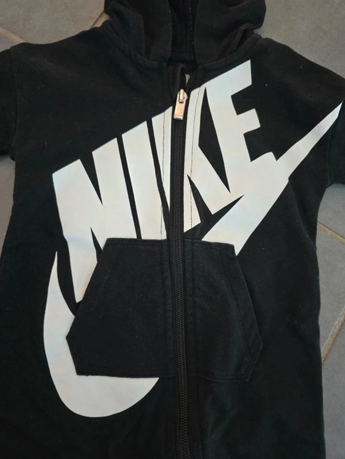 Combi ensemble Nike noir - photo numéro 4