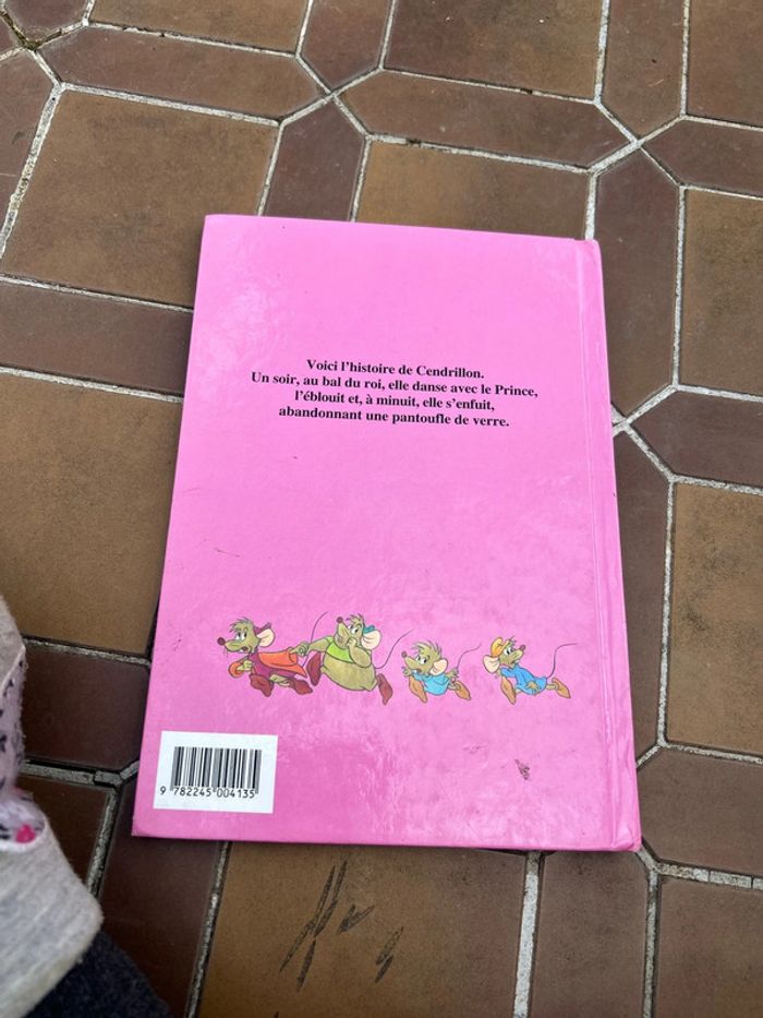 Livre Disney cendrillon - photo numéro 2
