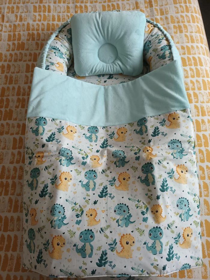 Réducteur lit bébé - photo numéro 3