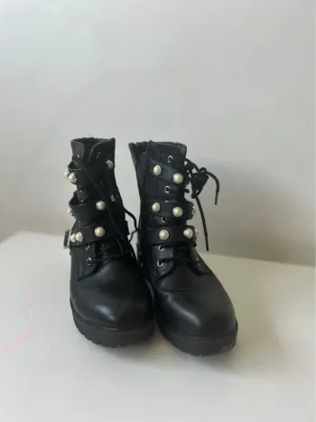 Bottines avec strass 36