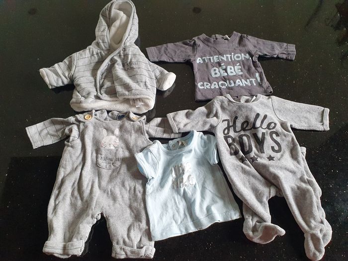 Lot taille naissance