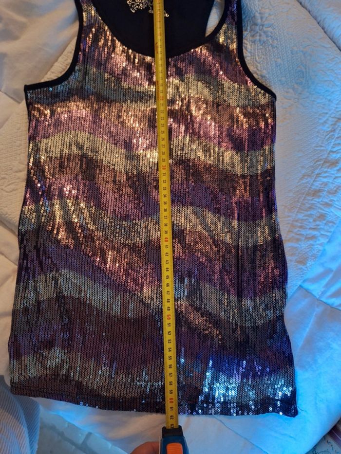 Top à sequins esprit disco parfait pour vos soirées festives - photo numéro 13