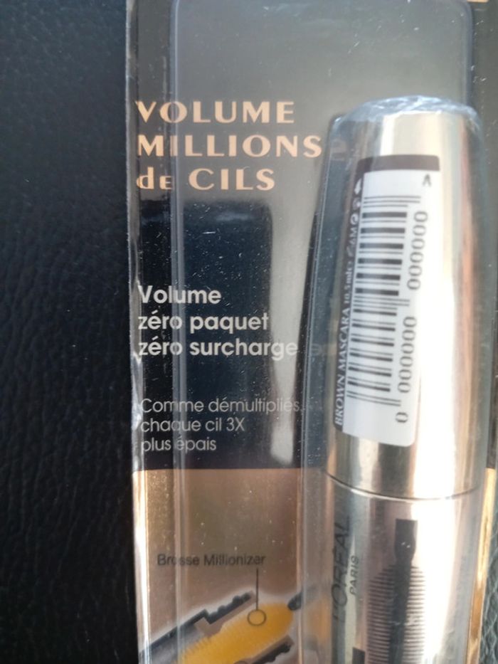 Mascara Brun volume millions de cils - photo numéro 3