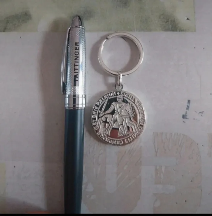 Parure stylo et porte clé Taittinger NEUF - photo numéro 2