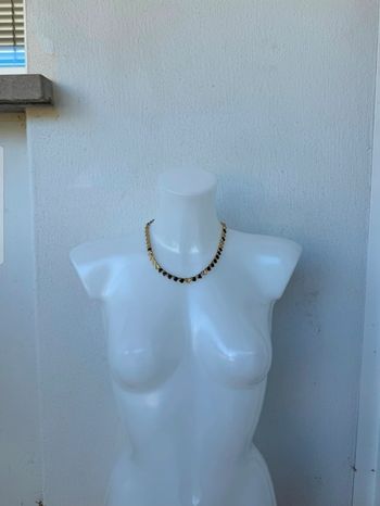 Collier doré avec touche bleu et vert vintage 