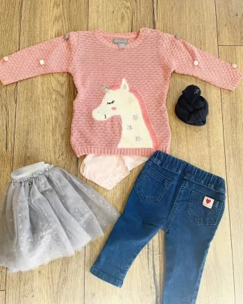 Bébé fille 9 mois