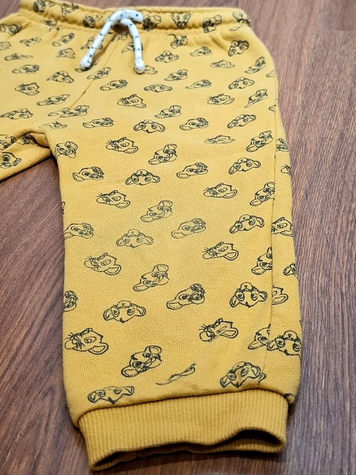 Jogging bébé Disney Baby Le Roi Lion Simba jaune – Taille 24 mois - photo numéro 3