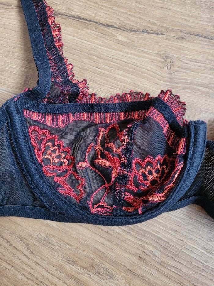 Soutien gorge 85B - photo numéro 7