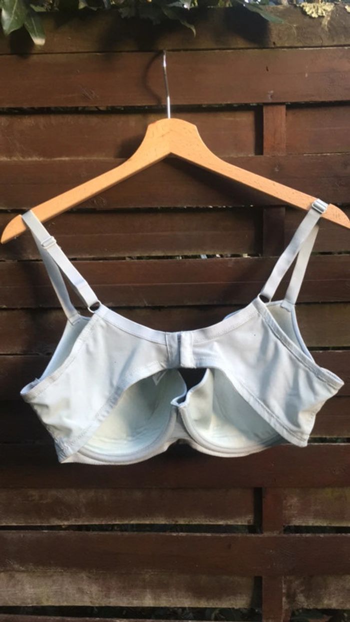 Soutien gorge bleu ciel - photo numéro 3
