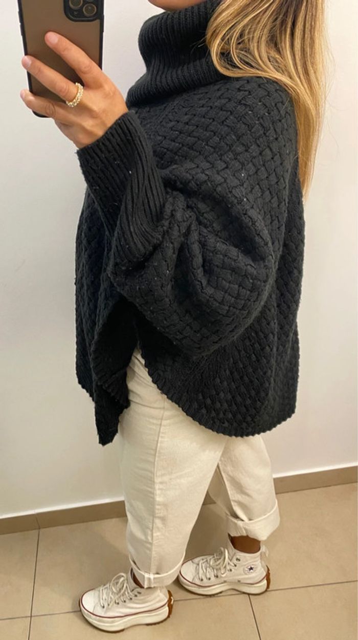 Superbe Pull Poncho  Noir Taille L-XL - photo numéro 4
