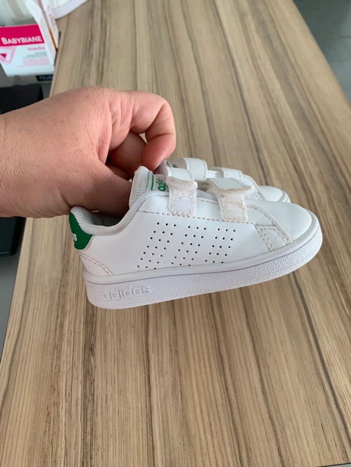 Baskets Adidas en 19 - photo numéro 3
