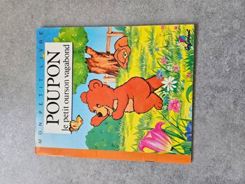 Livre « Poupon le petit ourson vagabond »