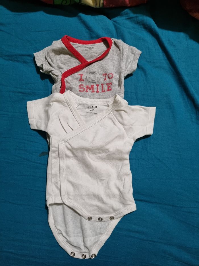 Lot de bodies - photo numéro 4