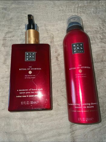Mousse de douche et savons maison rituals