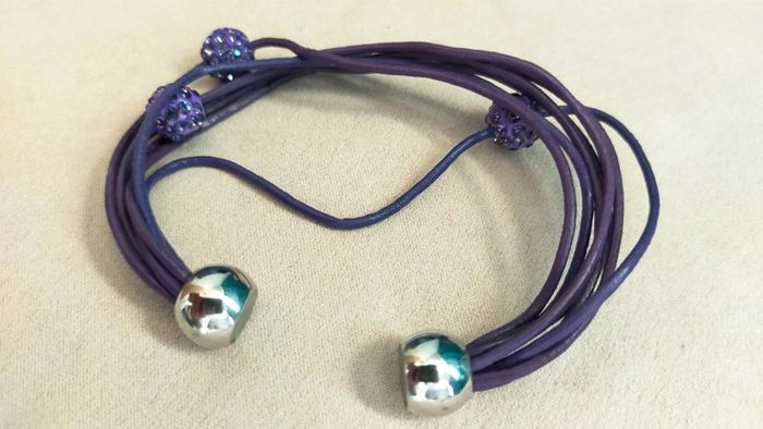 Bracelet multi-rangs violet avec perles strassées - Collection Reflets de Lavande - photo numéro 4