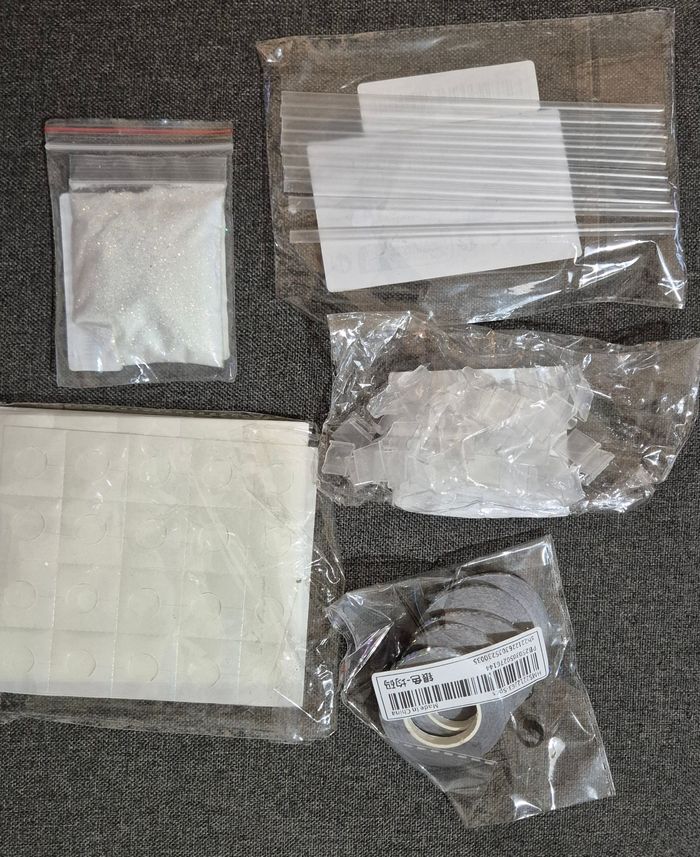 Lot divers accessoires Anniversaire - photo numéro 5