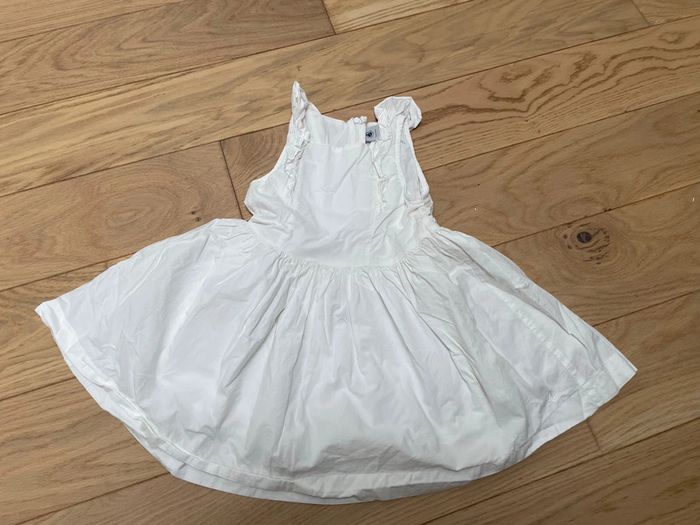 Robe blanche cérémonie 4ans