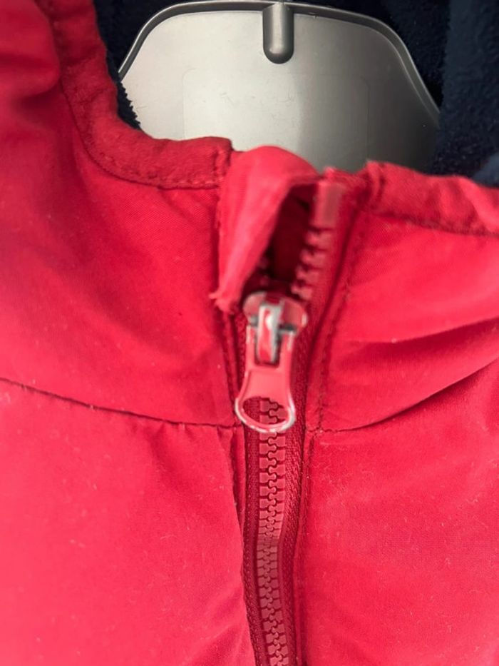 manteau doudoune rouge garcon à capuche kiabi taille 6ans - photo numéro 7