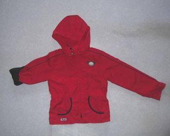 BLOUSON "PUCCA", rouge, à capuche