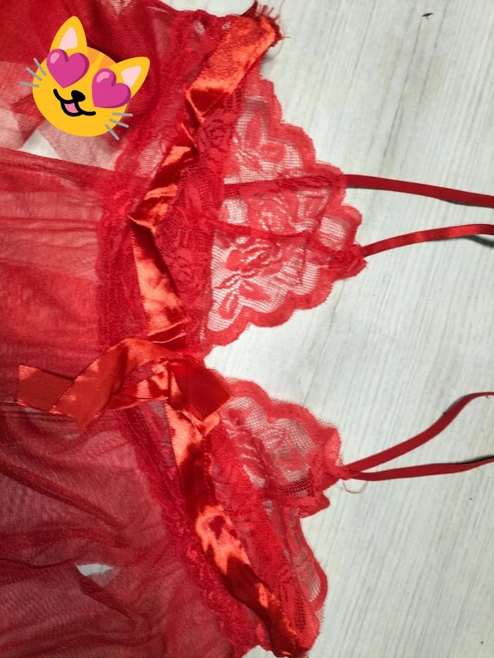 Nuisette rouge 38 - photo numéro 2