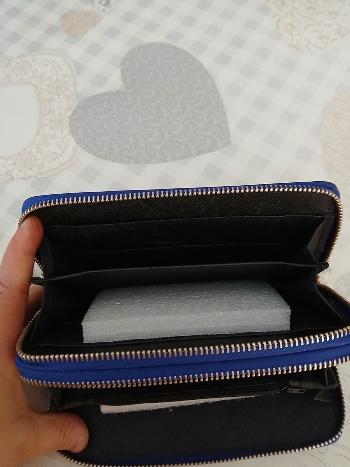 Portefeuille double neuf prix négociable - photo numéro 4