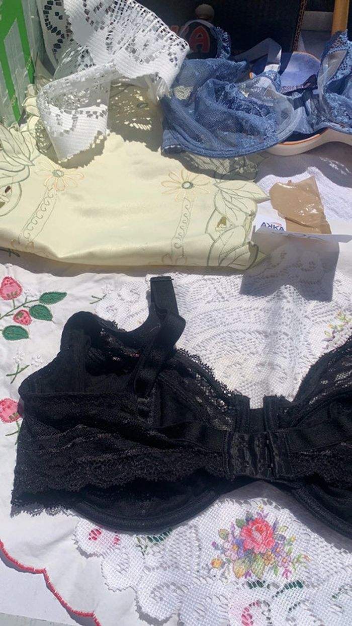 Lot de 5 soutien gorge taille 95C - photo numéro 9