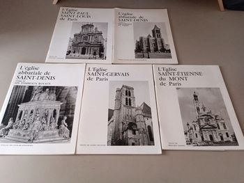 5 livres sur les églises de Paris et Saint-Denis