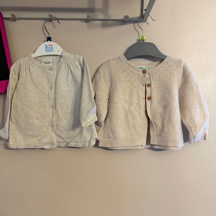 Lot de 5 gilets en mailles - T6mois - Marques diverses - photo numéro 2