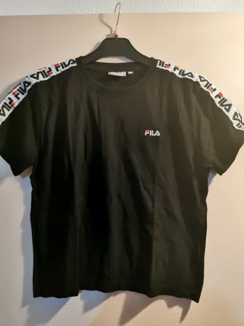 Tee shirt  crop top Fila