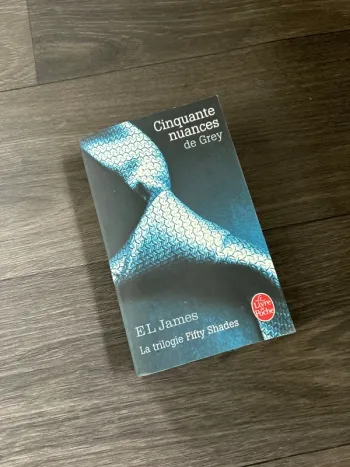 Livre cinquante nuances de grey