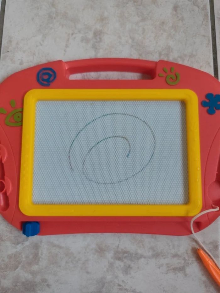 Ardoise magique - photo numéro 2