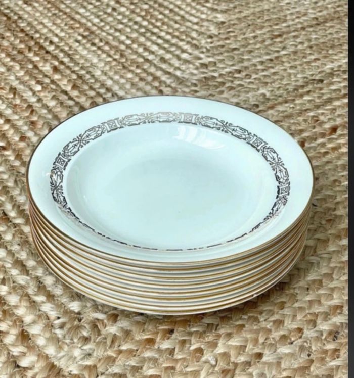 Assiettes creuses en porcelaine - photo numéro 1