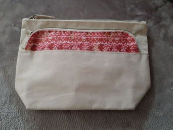 Trousse Maquillage yves rocher neuf