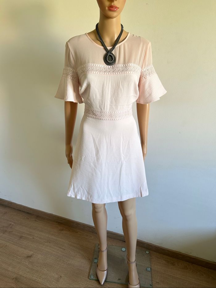 Robe rose claire neuve à manches courtes Morgan taille 42 (valeur 85€) - photo numéro 3