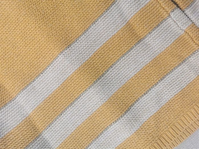 🌼🌟 Gilet TAO 2 ans jaune Maille dorée chic & confort au top ! - photo numéro 8