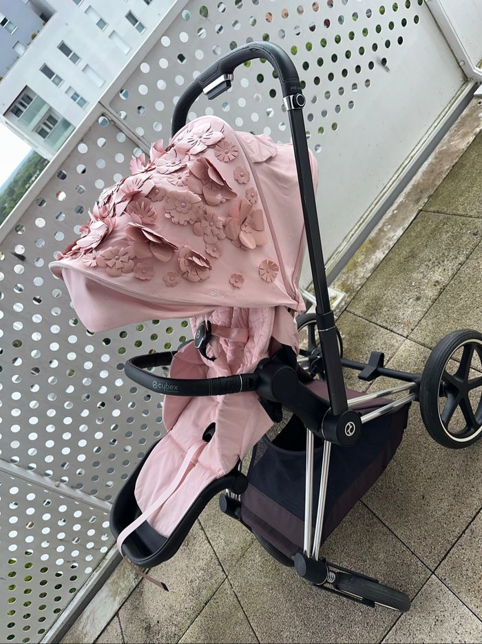Poussette Cybex Priam 4 Simply Flowers Pale Blush - photo numéro 2