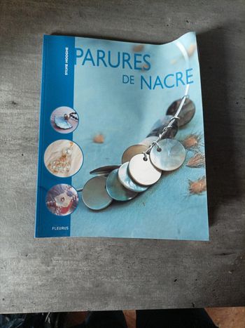 Livre parure de nacre
