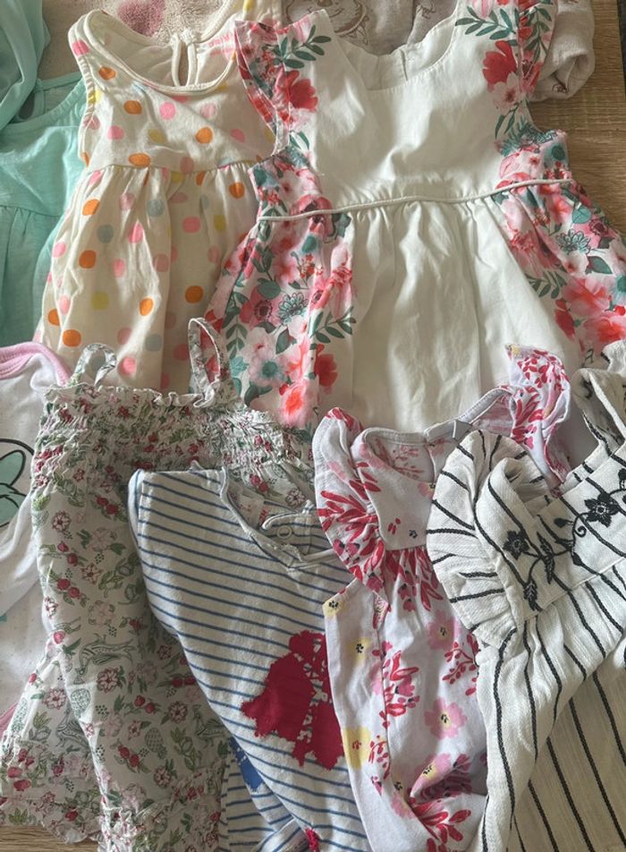 Lot de vêtements filles 3 mois - photo numéro 2
